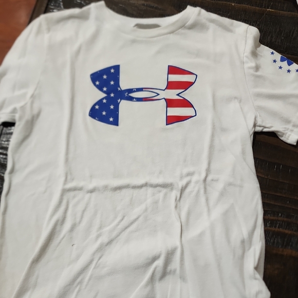 Under Armour Other - Under Armour White Tee with Red and Blue Logo